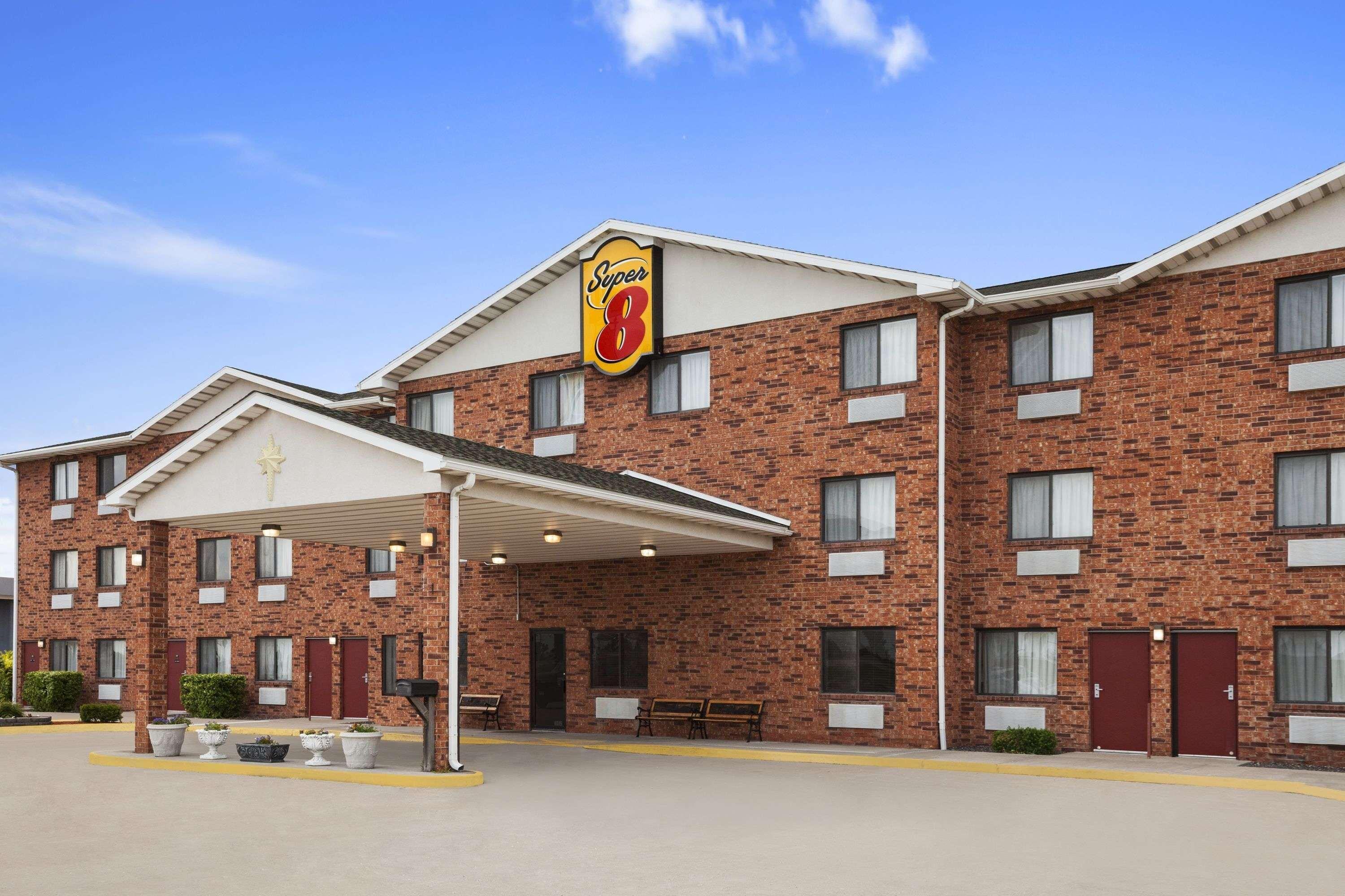 Super 8 By Wyndham Bowling Green מראה חיצוני תמונה