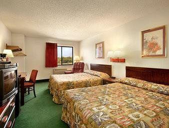 Super 8 By Wyndham Bowling Green חדר תמונה